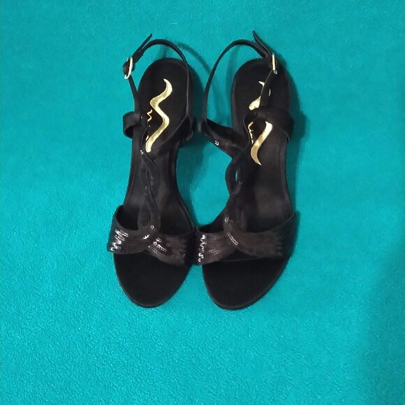 Nina sandals & clutch - Picture 2 of 7